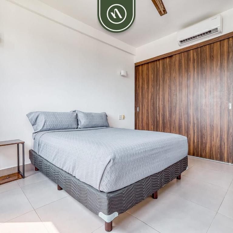 2BR Condo with Private Terrace - Near to the Beach - Casa - 11