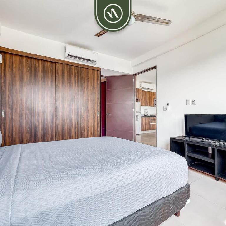 2BR Condo with Private Terrace - Near to the Beach - Casa - 13