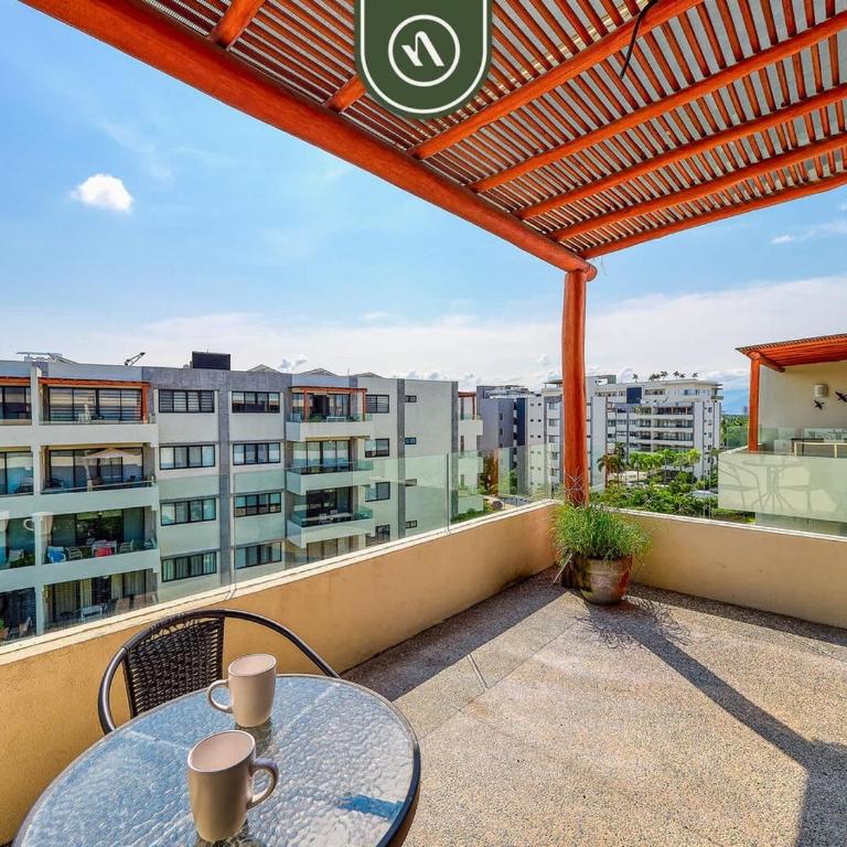 2BR Condo with Private Terrace - Near to the Beach - Casa - 28