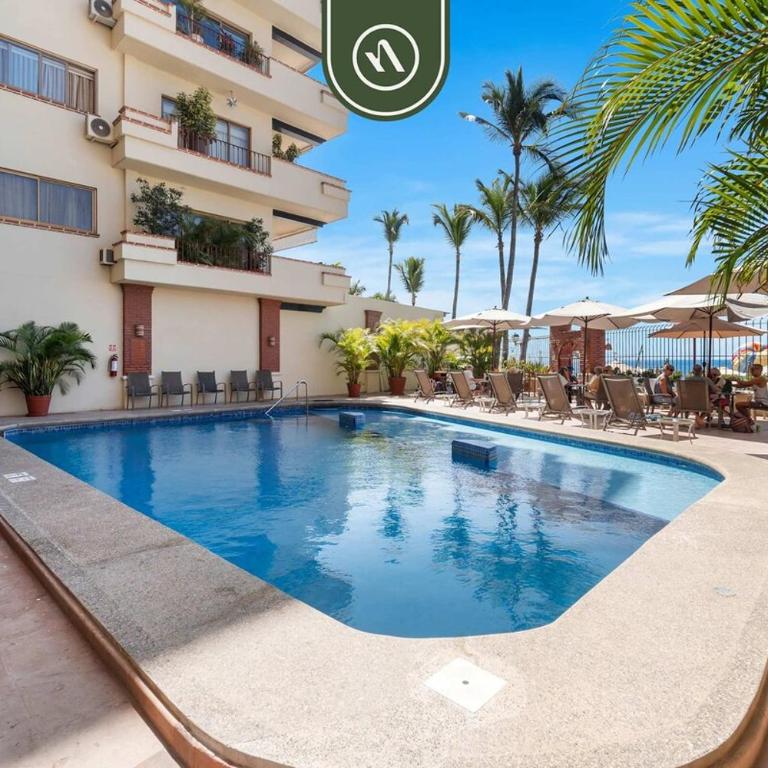 Beachfront Mexican Styled 3 BR Condo in Downtown - Casa - 39