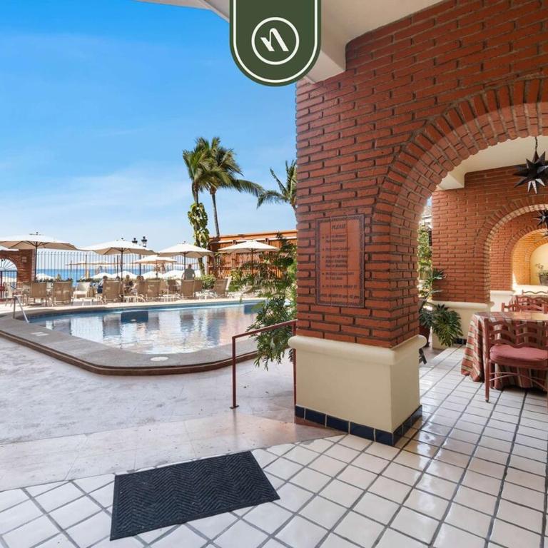 Beachfront Mexican Styled 3 BR Condo in Downtown - Casa - 41