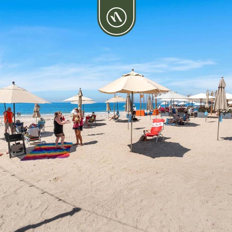 Beachfront Mexican Styled 3 BR Condo in Downtown - Casa - 43