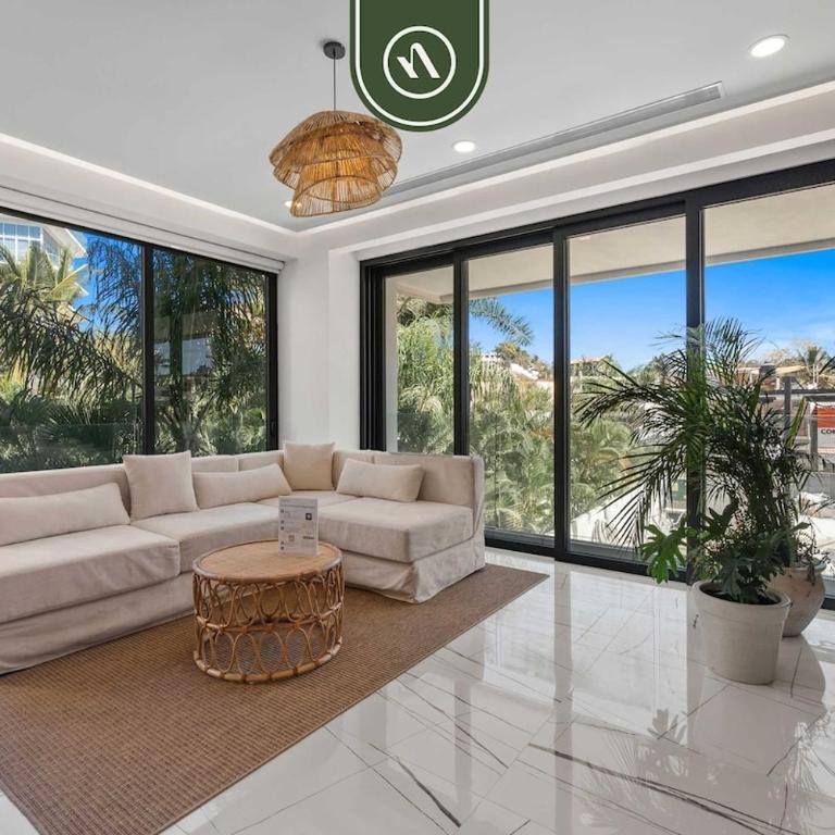 Luxury 2 BR Condo with Dream Pools - Beach - Art - Casa - 5