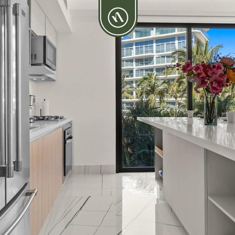 Luxury 2 BR Condo with Dream Pools - Beach - Art - Casa - 20