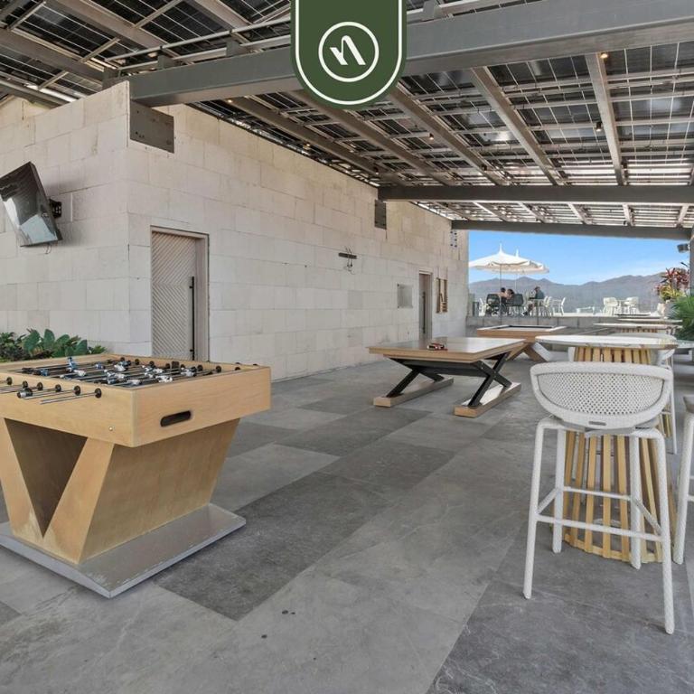 Luxury 2 BR Condo with Dream Pools - Beach - Art - Casa - 46