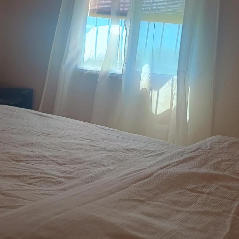 Refugio privado con pileta y parque - Two-Bedroom Apartment with View - 9