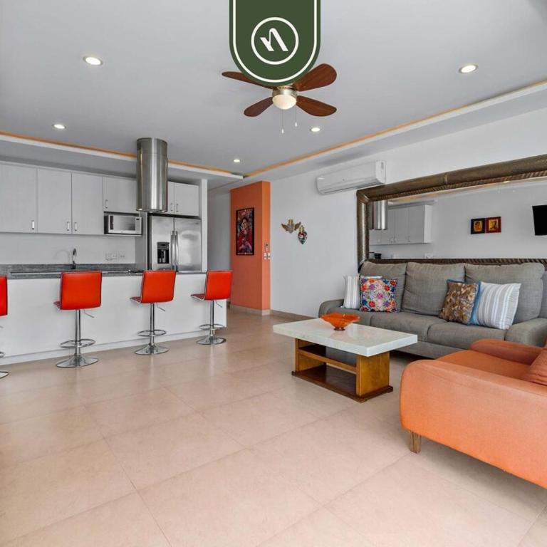 Elegant 2 BR Condo with Amazing Rooftop Pool - Casa - 4