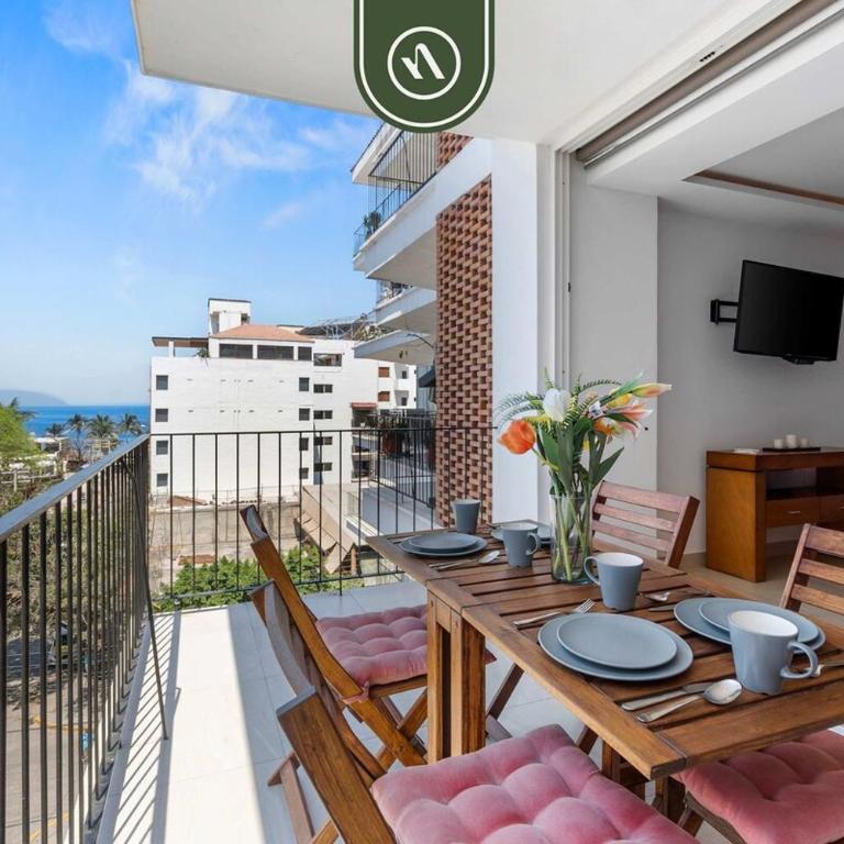 Elegant 2 BR Condo with Amazing Rooftop Pool - Casa - 8