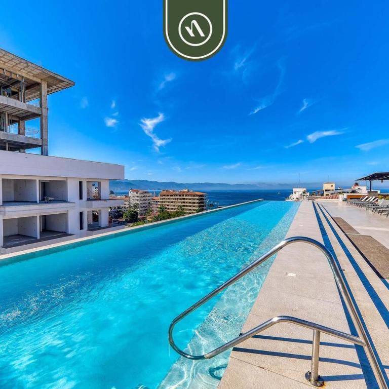 Luxury 2 BR in Romantic Zone - Rooftop Pool - Casa - 33