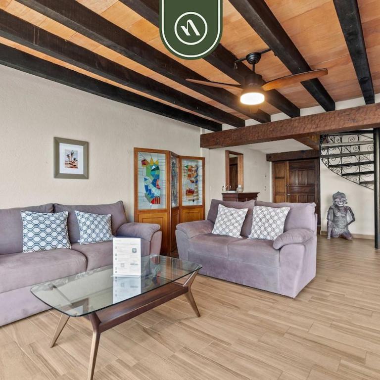 Oceanfront 2 BR Condo with Spectacular View - Pool - Casa - 10