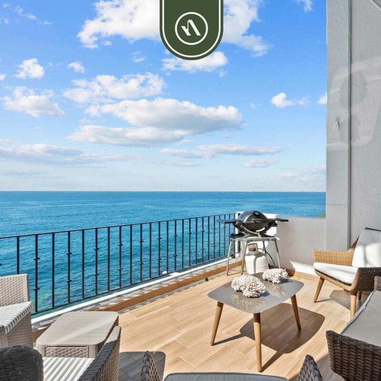 Oceanfront 2 BR Condo with Spectacular View - Pool - Casa - 22