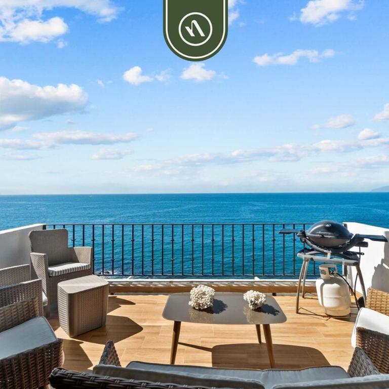 Oceanfront 2 BR Condo with Spectacular View - Pool - Casa - 23