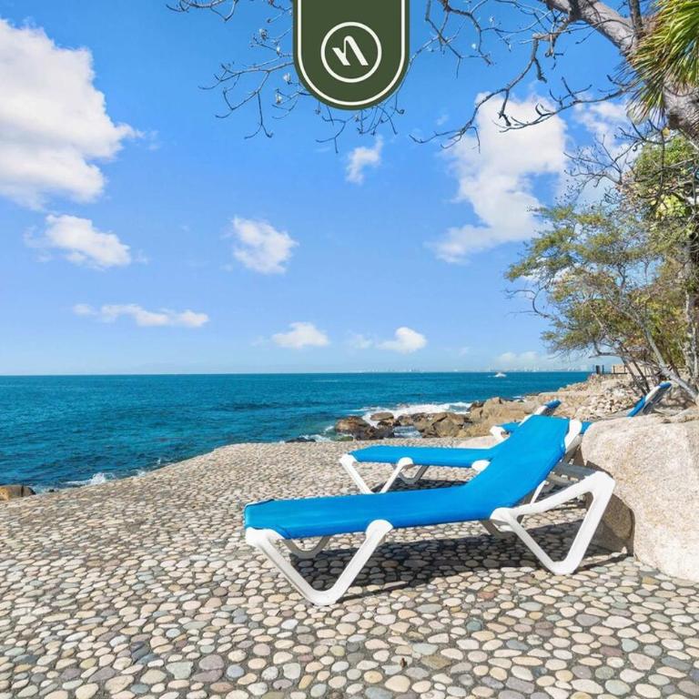 Oceanfront 2 BR Condo with Spectacular View - Pool - Casa - 39