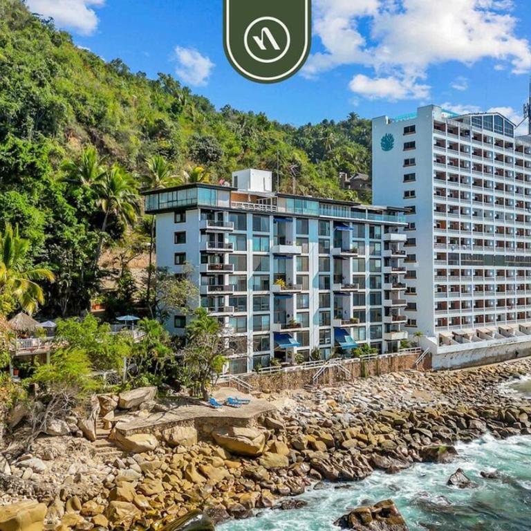 Oceanfront 2 BR Condo with Spectacular View - Pool - Casa - 49