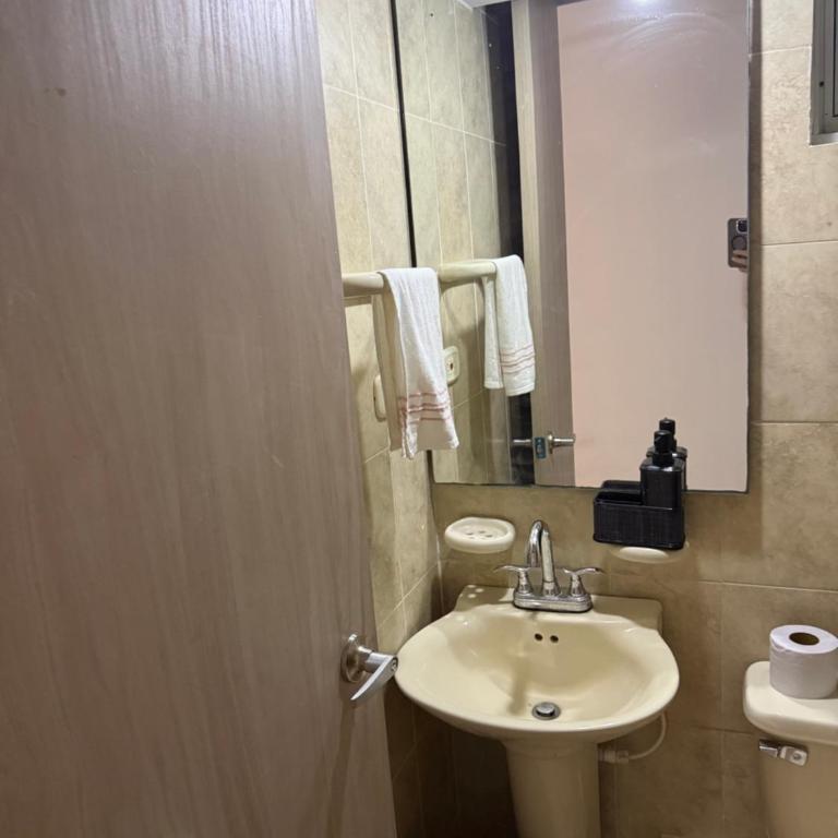 Apto Villa Carolina - Apartamento de 3 dormitorios - 5