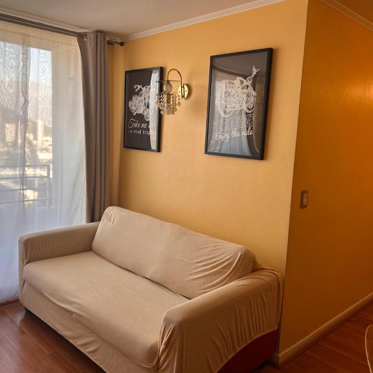 Familia y Amigos - Two-Bedroom Apartment - 1