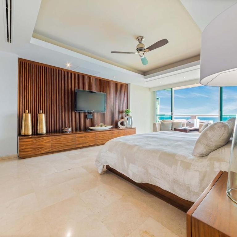 Luxury Oceanfront 4BR Condo - Pool - Ocean View - Casa - 20