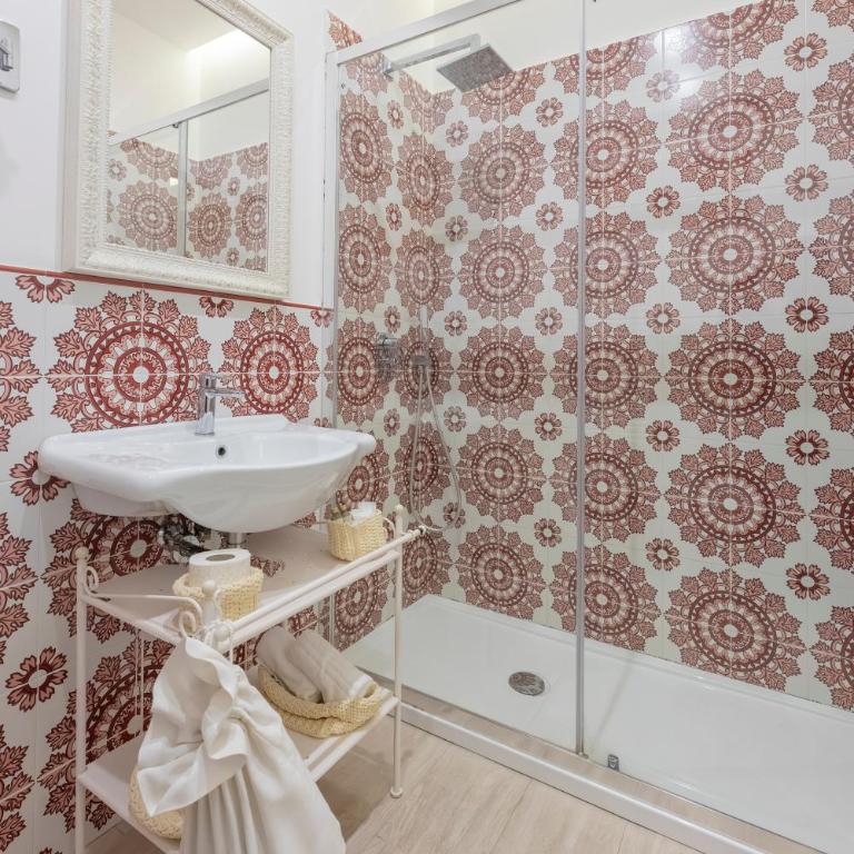 Aurum Pompei Suites - Camera King con Balcone - 8
