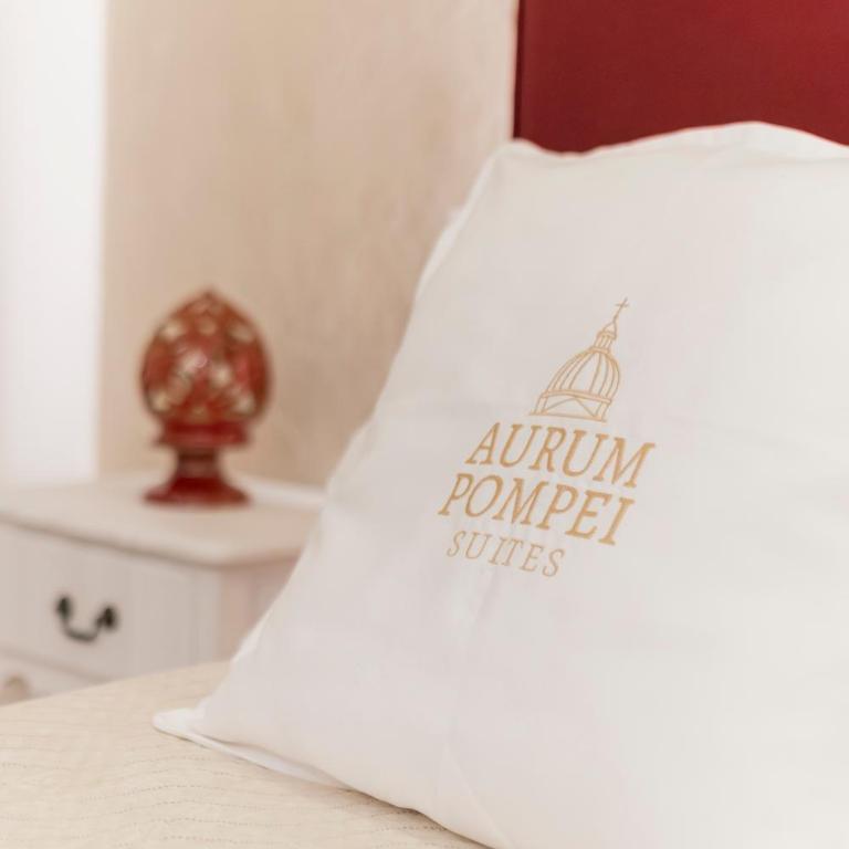 Aurum Pompei Suites - Camera King con Balcone - 10