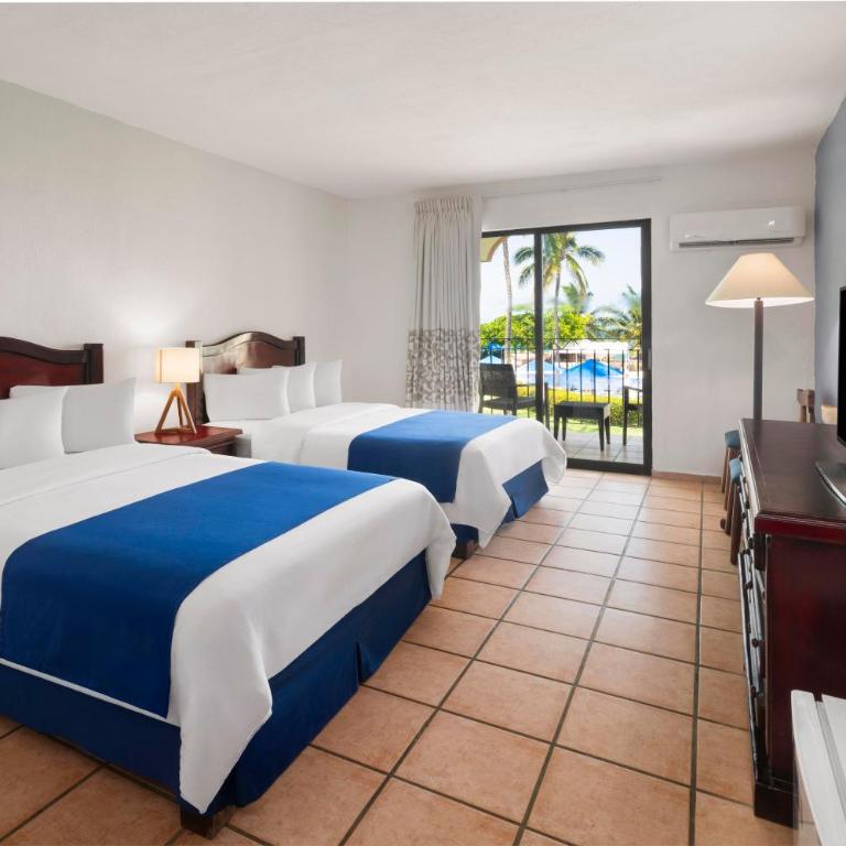 Grand Decameron Complex Bucerias, A Trademark All-Inclusive Resort - Habitación Doble Estándar con 2 camas dobles - 1