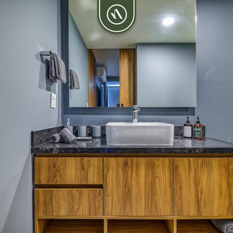 Luxury 2 BR Condo in the Jungle - Oceanview Pool - Vacation Home - 31