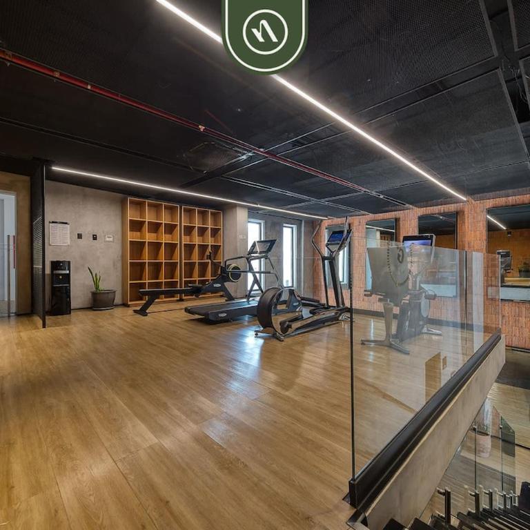 Oceanview Condo with Amazing Rooftop Pool - Gym - Vacation Home - 5
