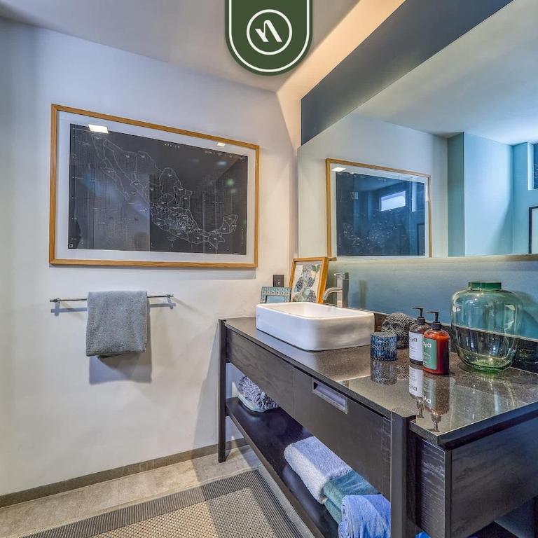 Oceanview Condo with Amazing Rooftop Pool - Gym - Vacation Home - 31