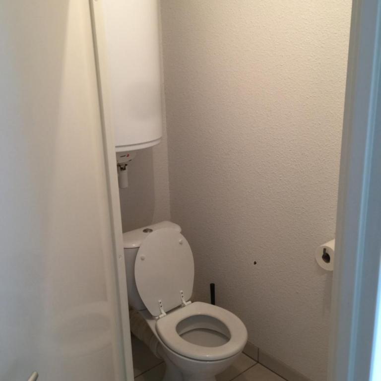 Appartement T1 avec terrasse au calme 4ème étage sur 4 - Apartment mit 1 Schlafzimmer - 11