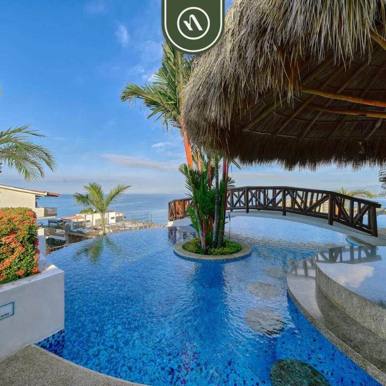 1 BR Condo - Amazing Sunsets From the Roof - Pool - Vacation Home - 10