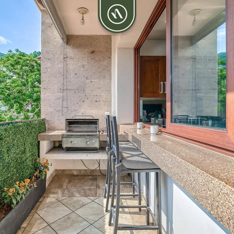 1 BR Condo - Amazing Sunsets From the Roof - Pool - Vacation Home - 15