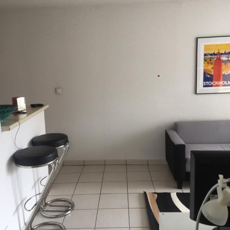 Appartement T1 avec terrasse au calme 4ème étage sur 4 - Apartment mit 1 Schlafzimmer - 5