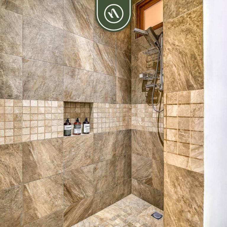 1 BR Condo - Amazing Sunsets From the Roof - Pool - Vacation Home - 20
