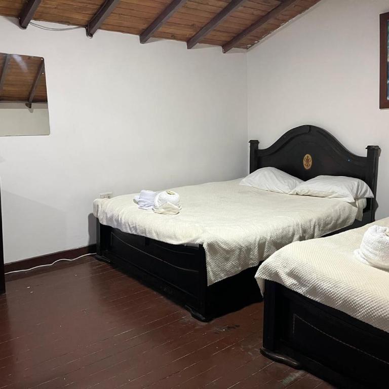 Finca Hotel Mariangel - Family Double Room - 5