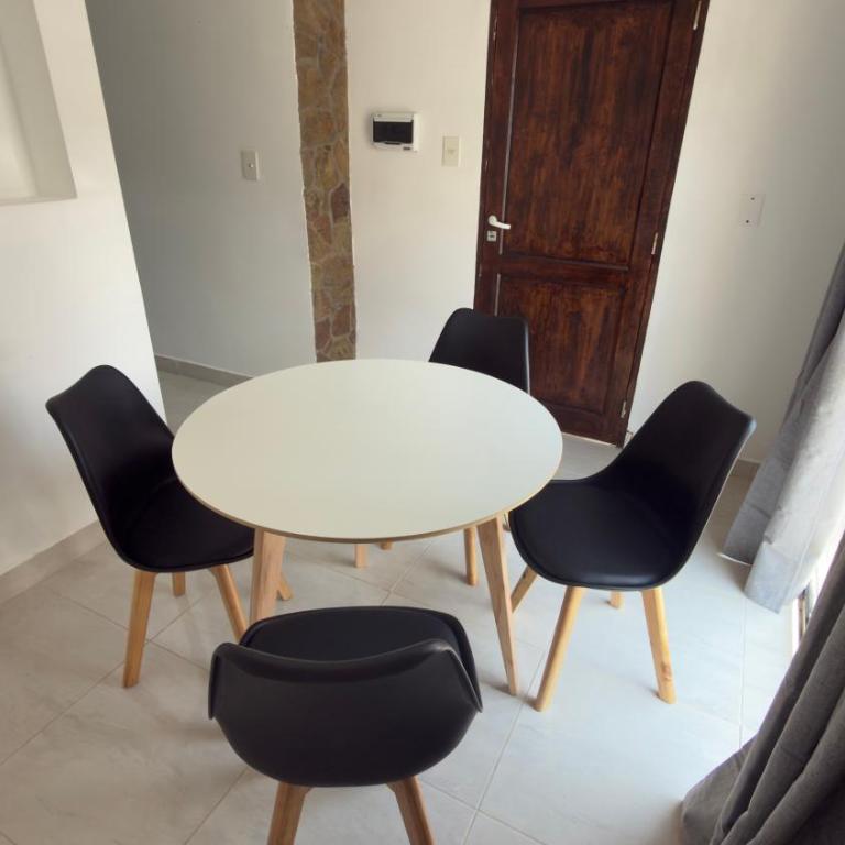 Guest House Jujuy - Quadruple Room with Private Bathroom - 21