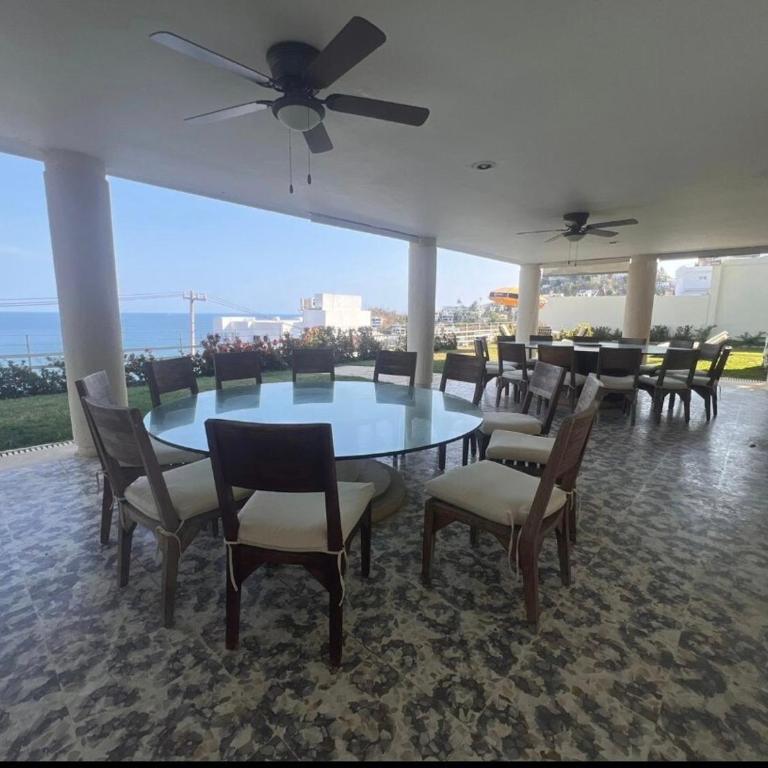 Private villa, 6 bedrooms, 2 pools with views - Villa - 100