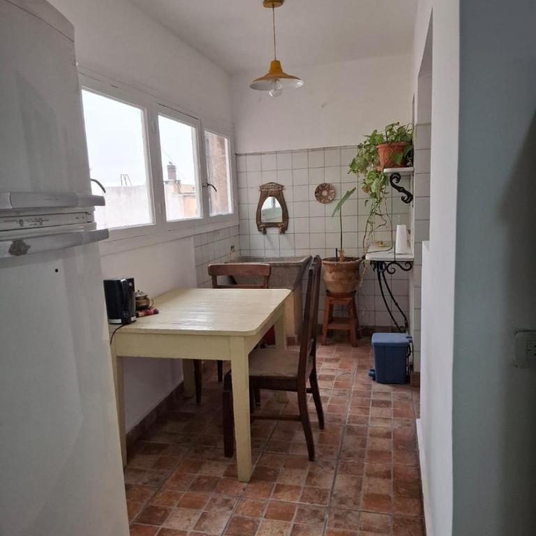 Gran departamento en el corazón de Mendoza - Apartamento de 1 dormitorio - 2