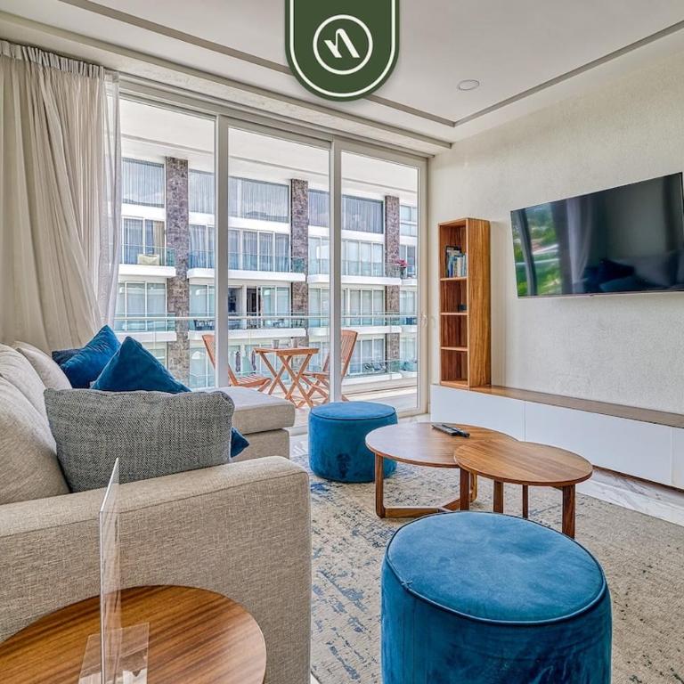 2BR Condo with Private Balcony - Padel Court - Casa - 16