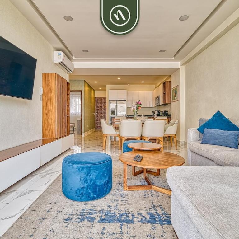 2BR Condo with Private Balcony - Padel Court - Casa - 17