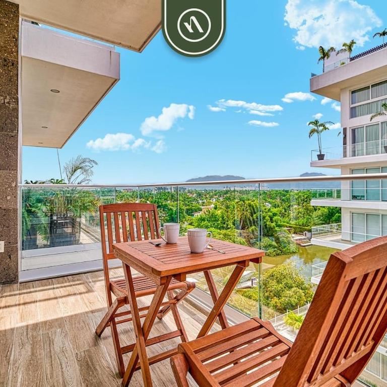 2BR Condo with Private Balcony - Padel Court - Casa - 27