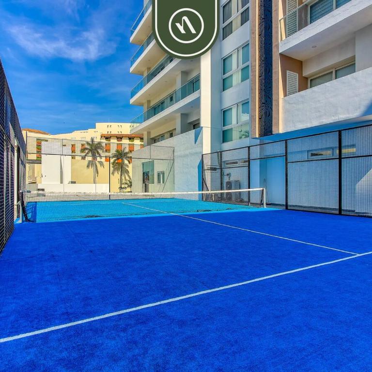 New 2 BR Condo One Street From Beach - Pool - Gym - Casa - 5