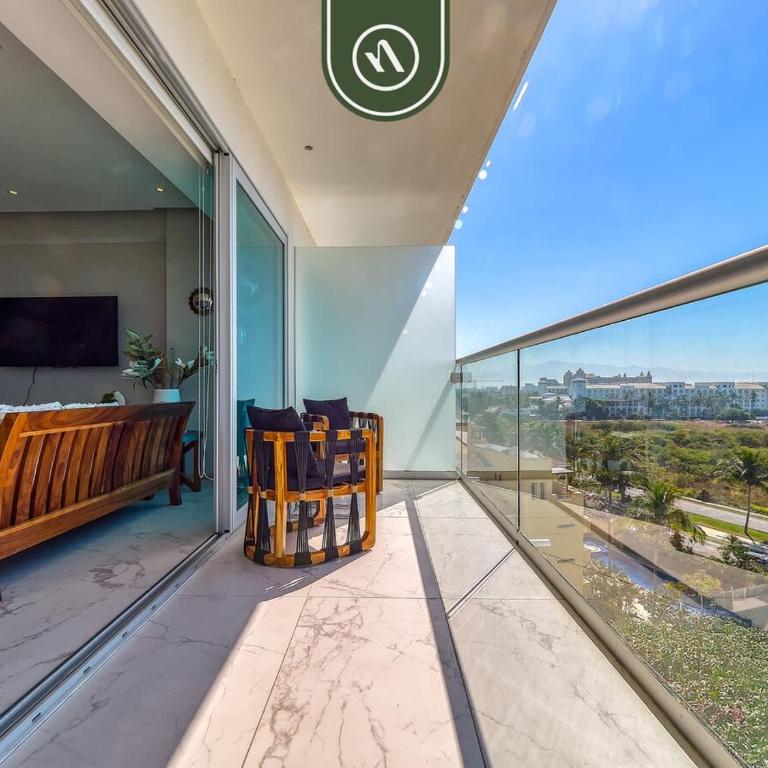 Luxury 3 BR Condo - Beach Access 1 Block Away - Casa - 25