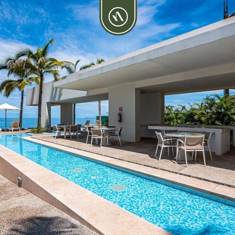 Luxury 4 BR Condo Amazing Views - Beach - Pools - Casa - 66