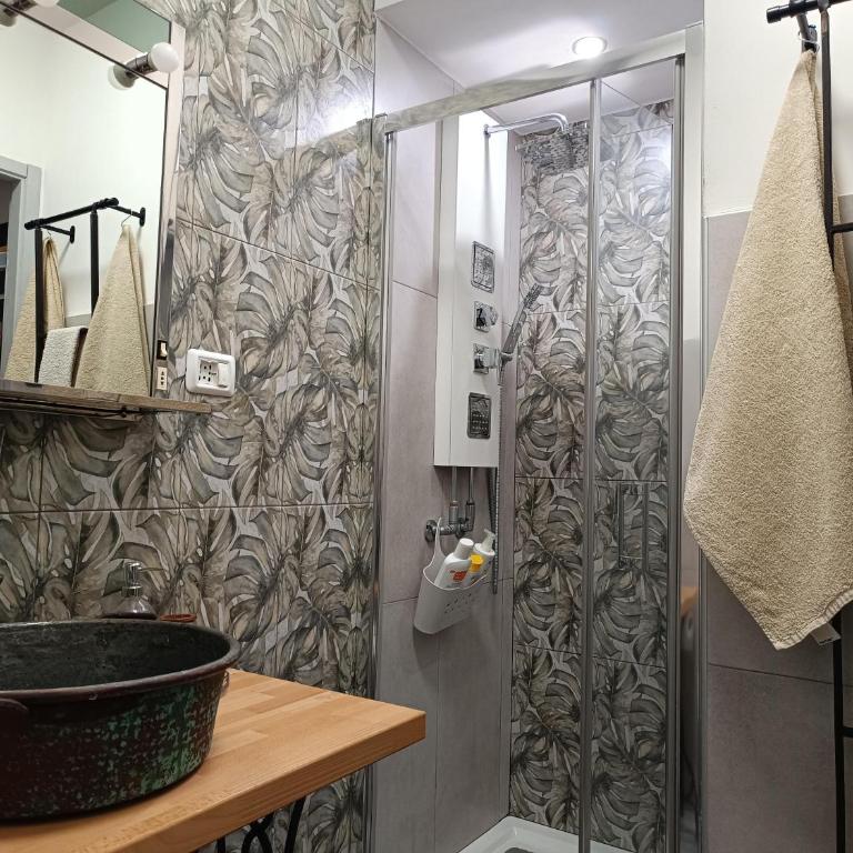 lovely vintage apartment - One-Bedroom Apartment - 11