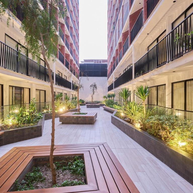 Costa Verde Contemporary Stays by Geko - Two-Bedroom Apartment with Garden View - 79