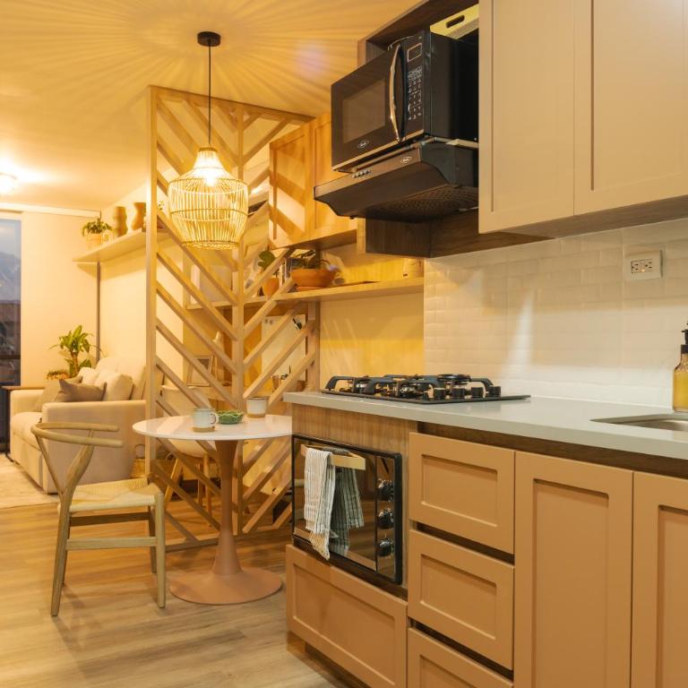 Artisan Design & Incredible View Loft at Laureles - One-Bedroom Apartment - 14