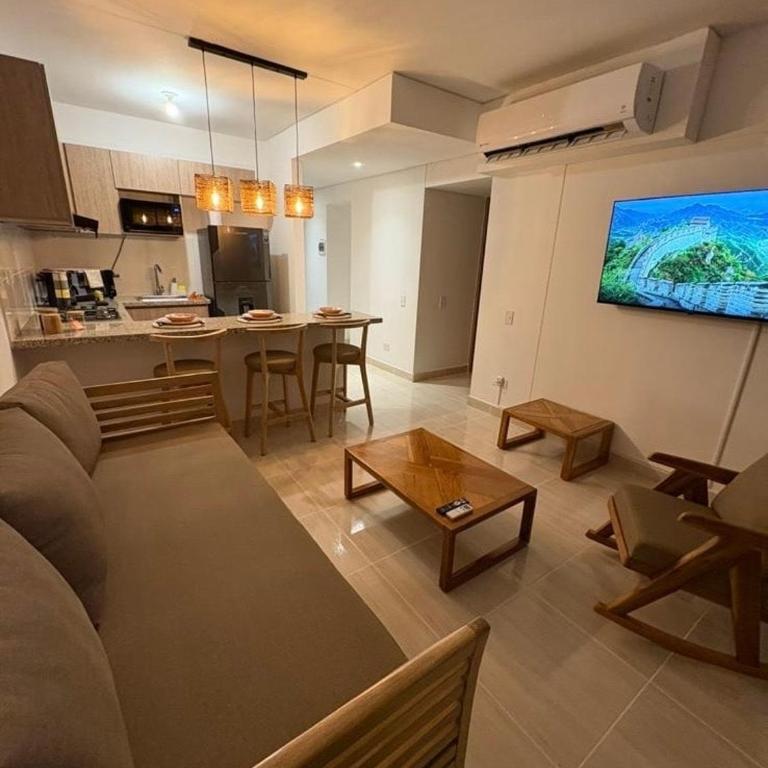 Charming Apartment Close to the Beach - Two-Bedroom Apartment - 19
