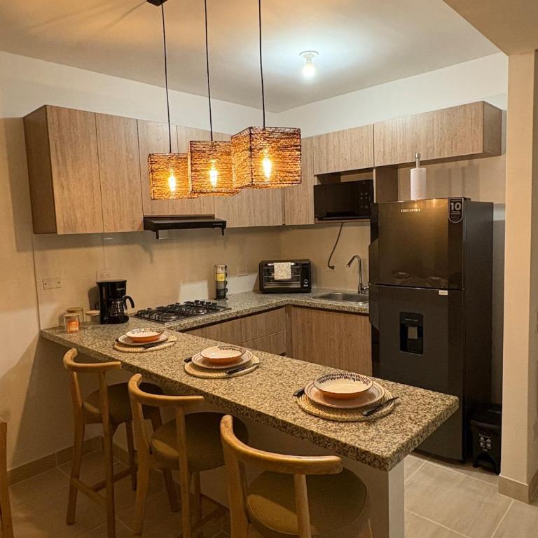 Charming Apartment Close to the Beach - Two-Bedroom Apartment - 20