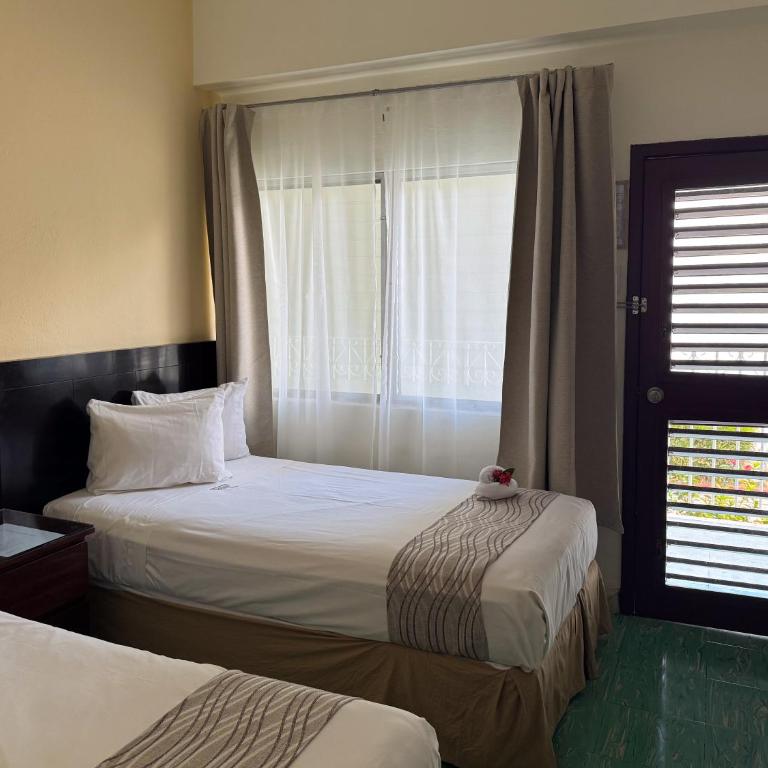 Nuevo Paris Hotel - Twin Room - 1