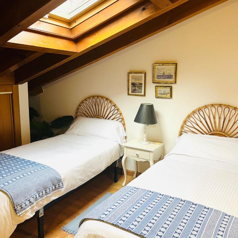 La plaza de llanes, Plaza Parres Sobrino, 6 - Two-Bedroom Deluxe Apartment - 17