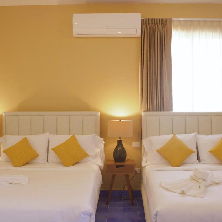 Casa Ku'x - Double Room with Two Double Beds - 10